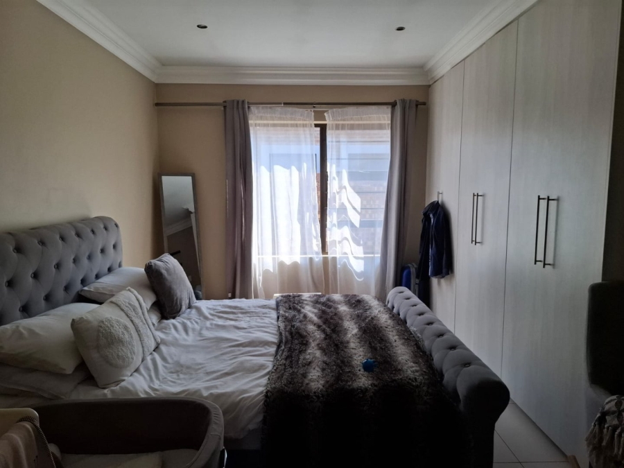 2 Bedroom Property for Sale in Heuwelsig Free State